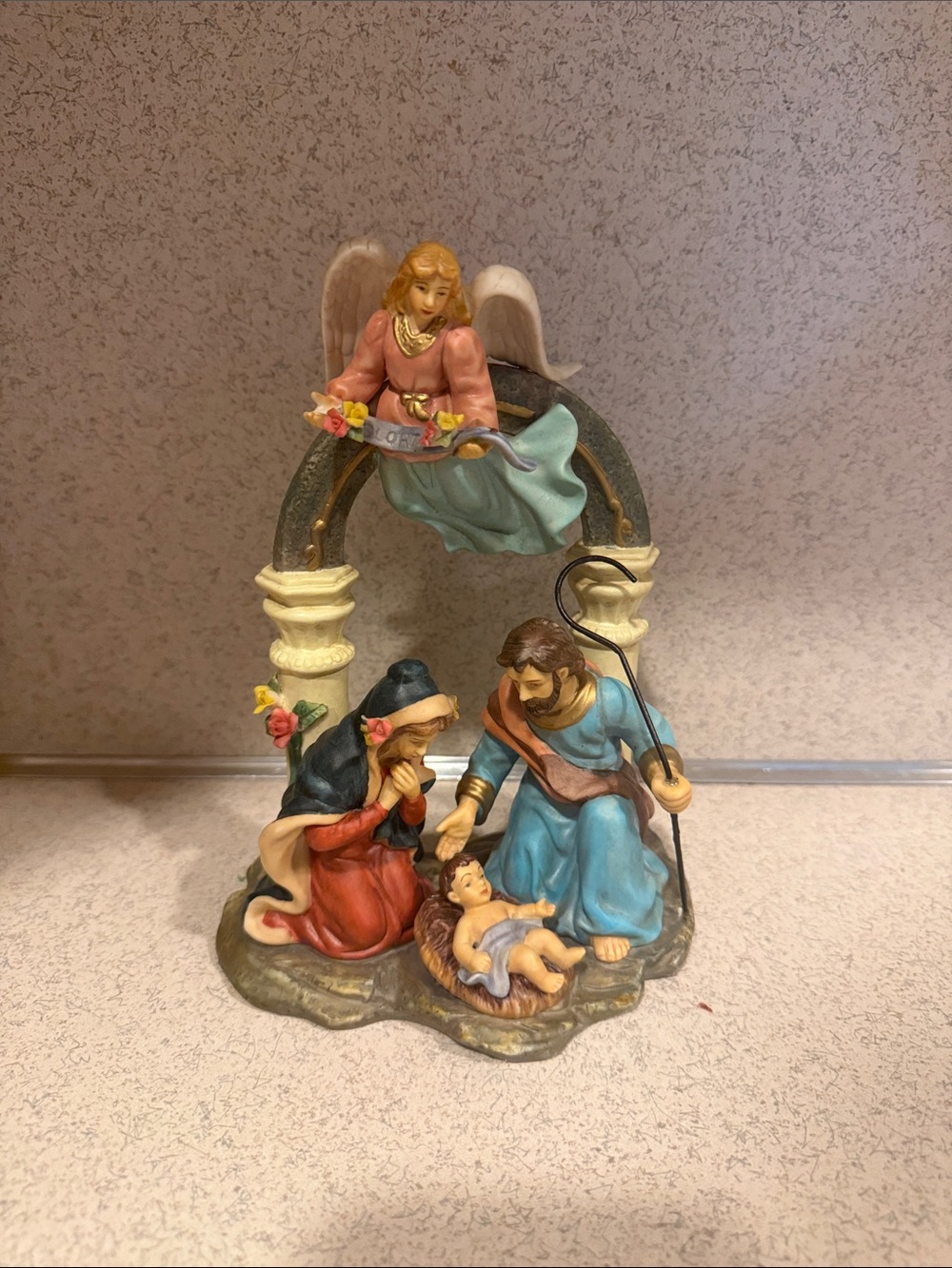 Avon Hand-Painted Nativity Scene in Blue, Red, Cream and Gold